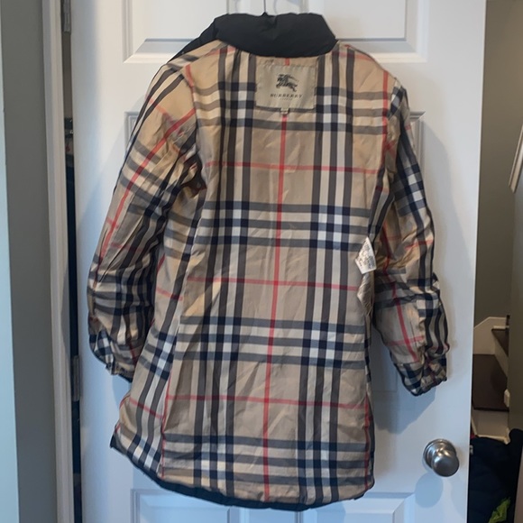 Burberry Jackets & Blazers - Burberry London Goose down black medium winter jacket